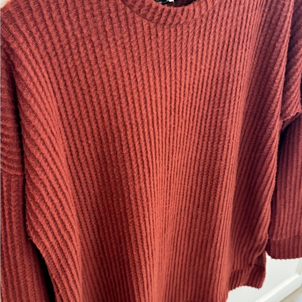 Zenana Outfitters Rust Orange Crew Neck Fuzzy Textured Sweater oversized S - Picture 4 of 5